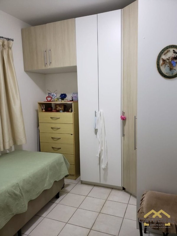 Casa à venda com 3 quartos, 250m² - Foto 13