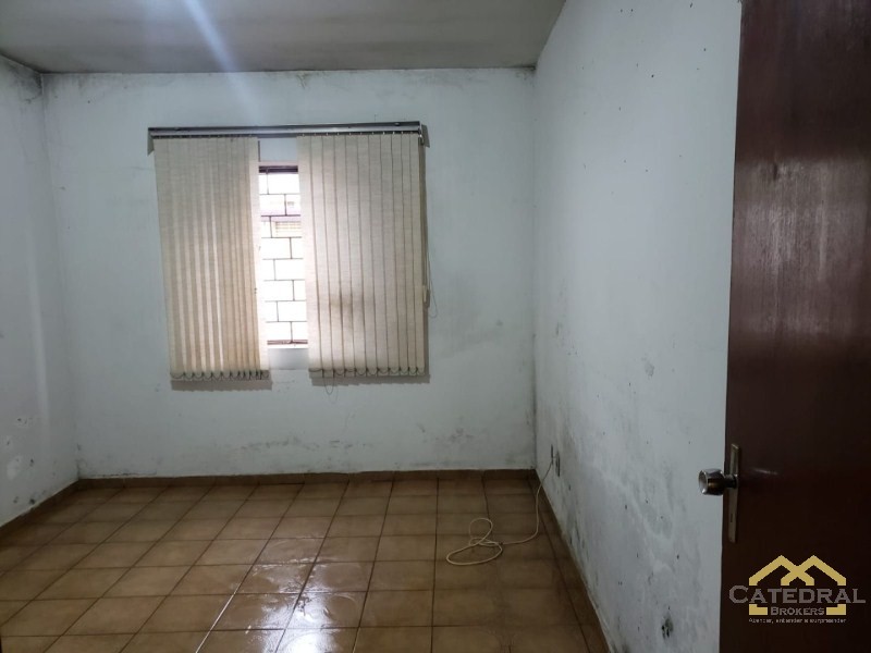 Casa à venda com 2 quartos, 126m² - Foto 4