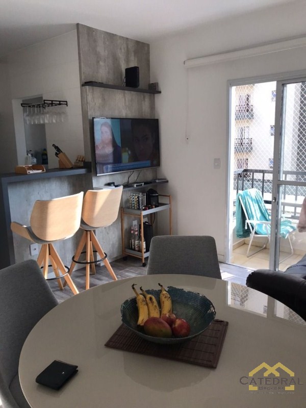 Apartamento à venda com 2 quartos, 54m² - Foto 1