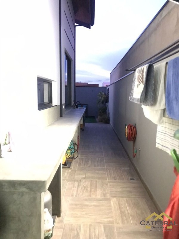 Casa de Condomínio à venda com 2 quartos, 250m² - Foto 11