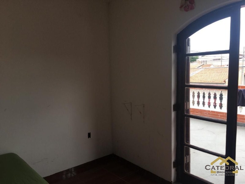 Casa à venda com 3 quartos, 250m² - Foto 15