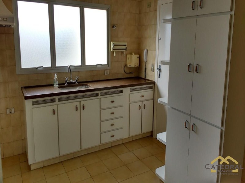 Apartamento à venda com 3 quartos, 184m² - Foto 7