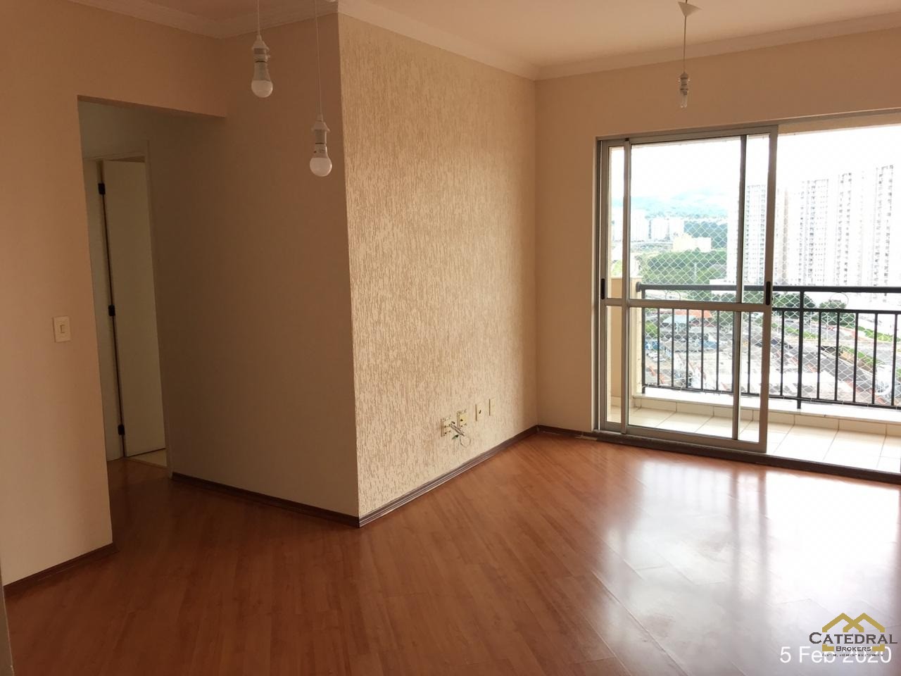 Apartamento à venda com 3 quartos, 71m² - Foto 1