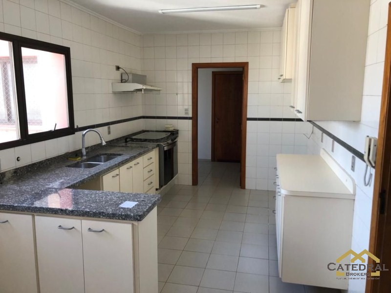 Apartamento à venda com 4 quartos, 358m² - Foto 8