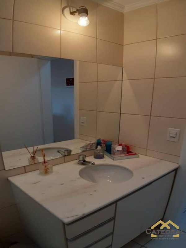 Apartamento à venda com 2 quartos, 75m² - Foto 23