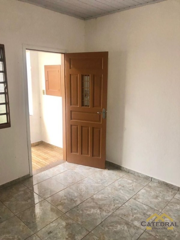 Casa à venda com 3 quartos, 298m² - Foto 3