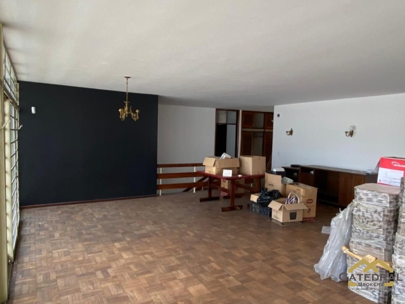 Casa à venda com 3 quartos, 800m² - Foto 5