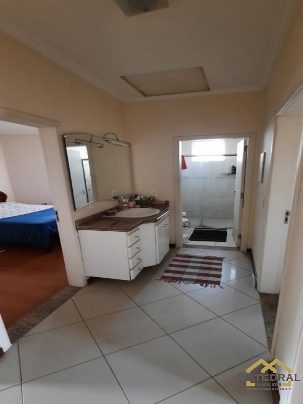 Casa de Condomínio à venda com 3 quartos, 300m² - Foto 16