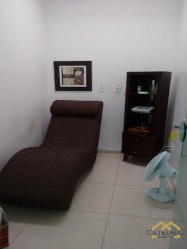 Prédio Inteiro à venda com 5 quartos, 250m² - Foto 9