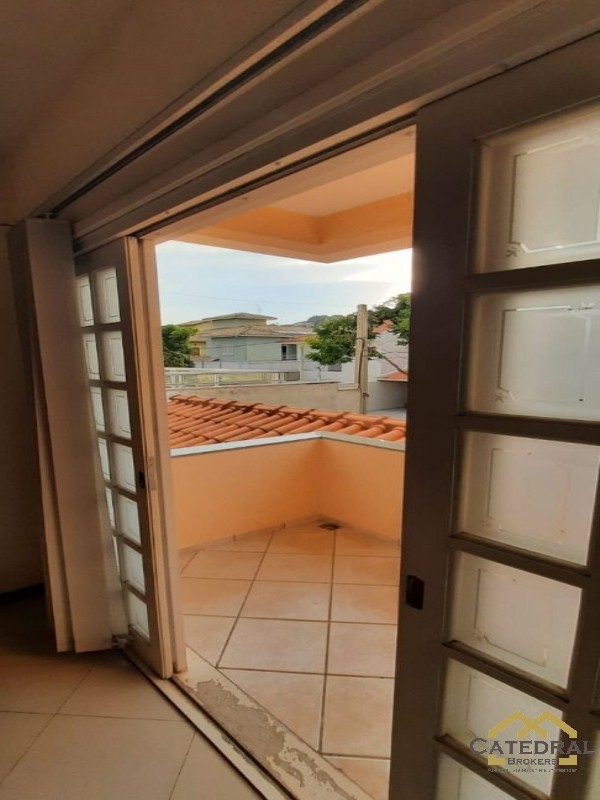 Casa de Condomínio à venda com 3 quartos, 300m² - Foto 15