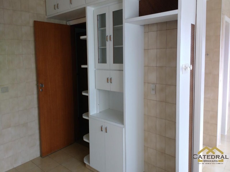 Apartamento à venda com 3 quartos, 184m² - Foto 13