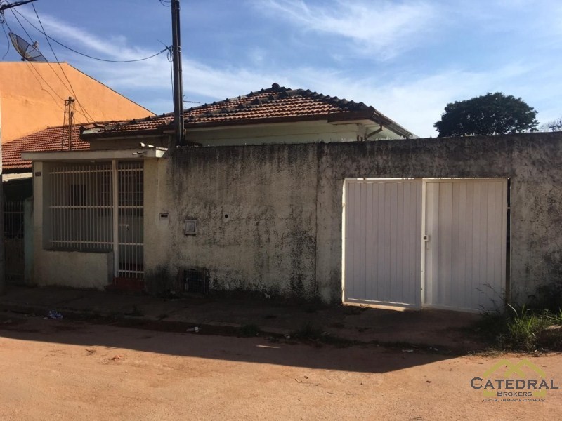 Casa à venda com 2 quartos, 250m² - Foto 13