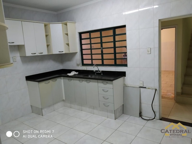 Casa à venda com 3 quartos, 123m² - Foto 4