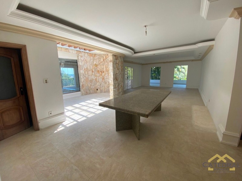 Casa à venda com 4 quartos, 6100m² - Foto 42