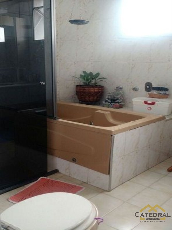 Apartamento à venda com 3 quartos, 135m² - Foto 13