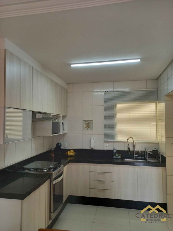 Apartamento à venda com 2 quartos, 78m² - Foto 7