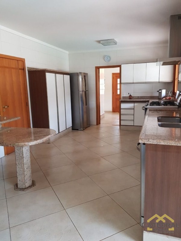 Casa à venda com 3 quartos, 1350m² - Foto 29