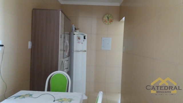 Casa à venda com 2 quartos, 94m² - Foto 13