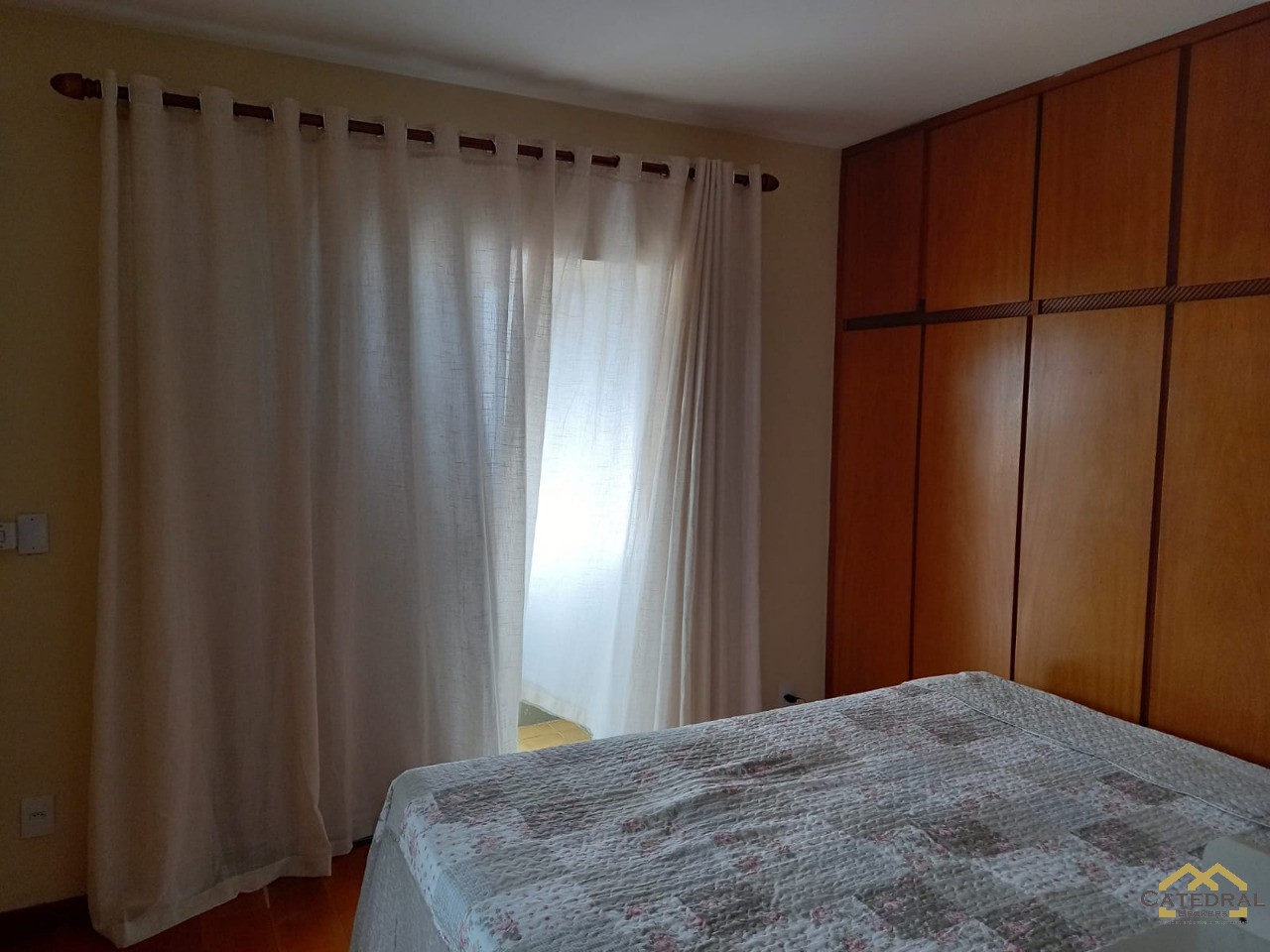 Apartamento à venda com 4 quartos, 207m² - Foto 5