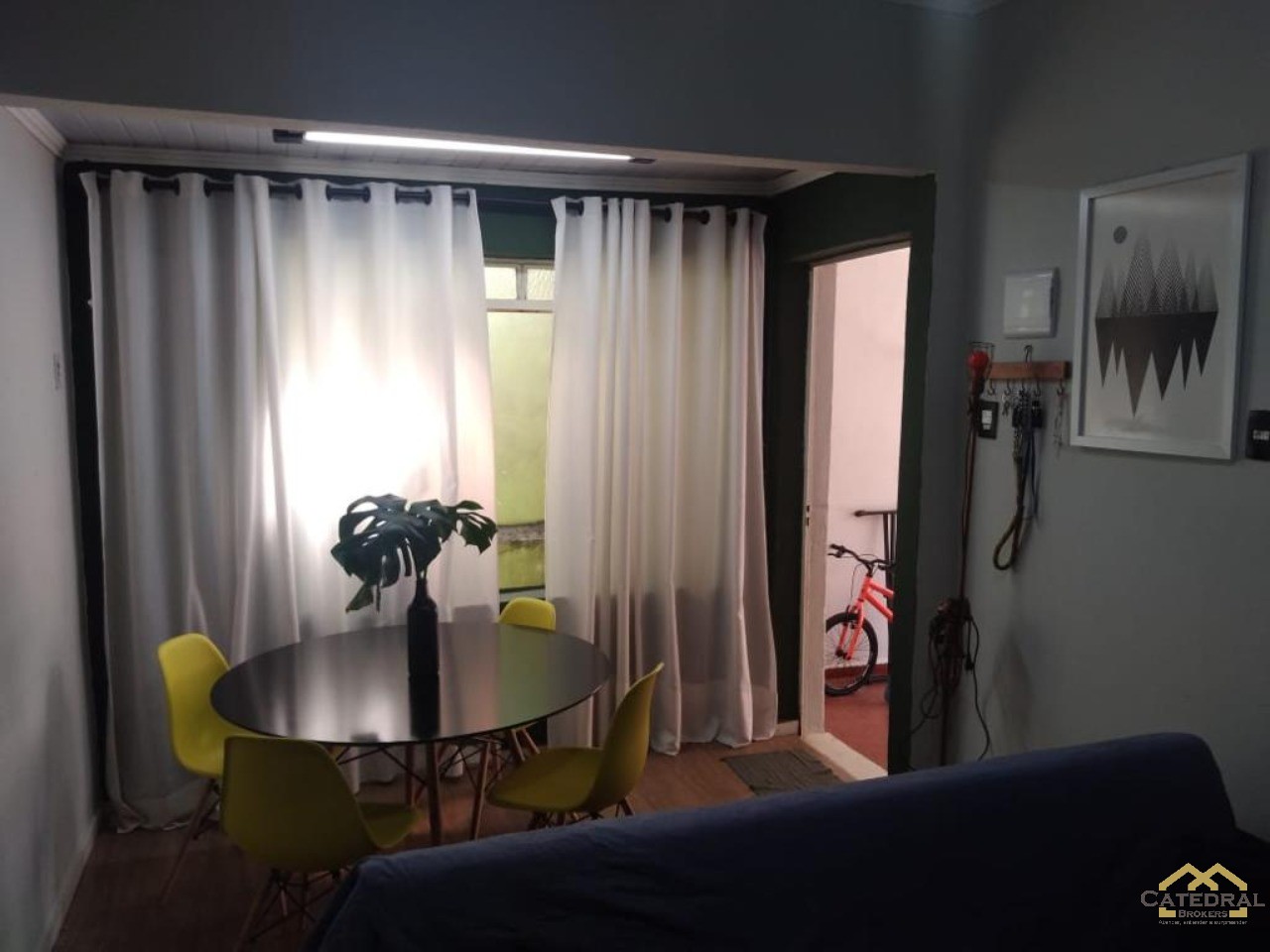 Casa à venda com 1 quarto, 89m² - Foto 1