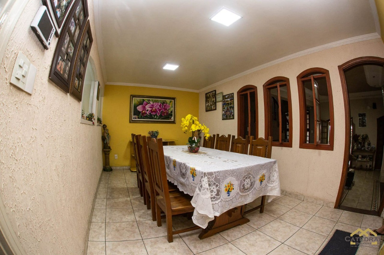 Casa à venda com 2 quartos, 350m² - Foto 5