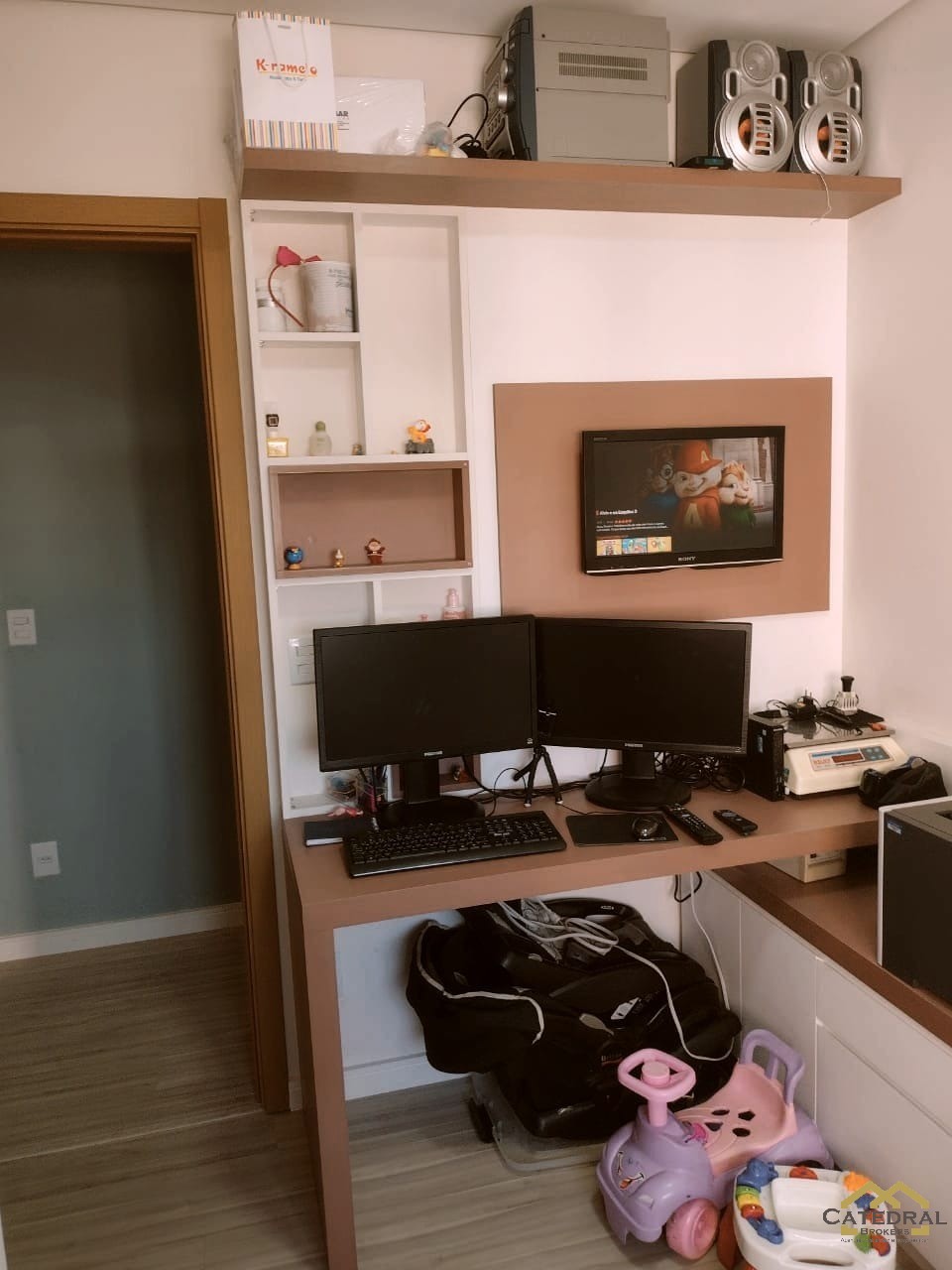 Apartamento à venda com 3 quartos, 77m² - Foto 8