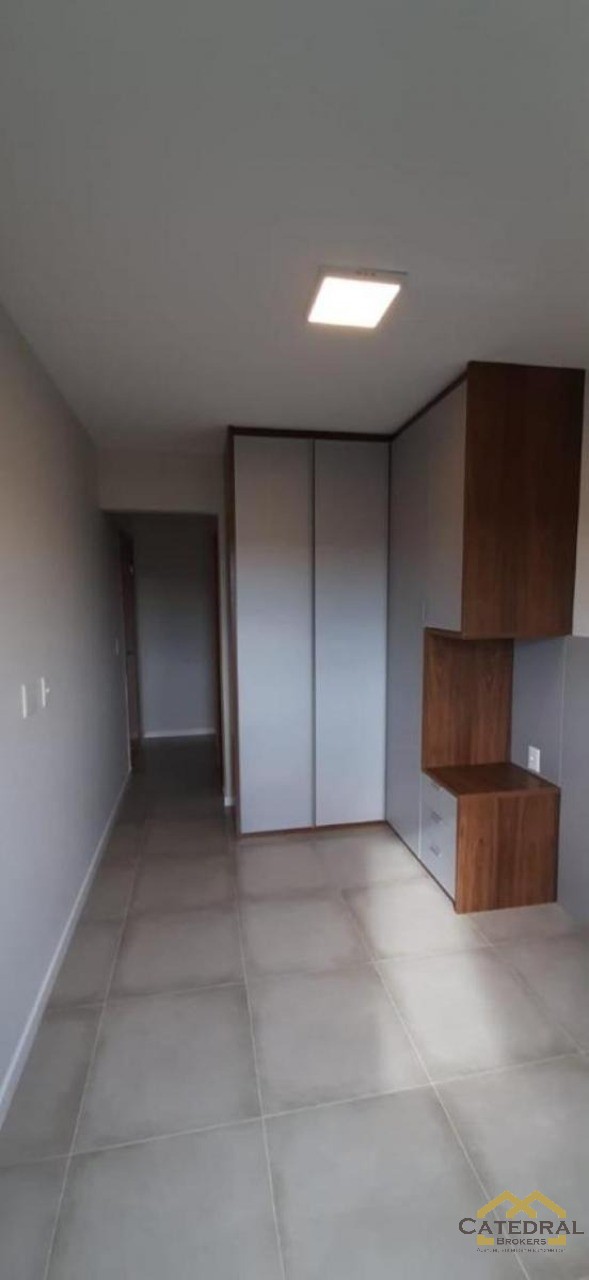 Apartamento à venda com 2 quartos, 60m² - Foto 9