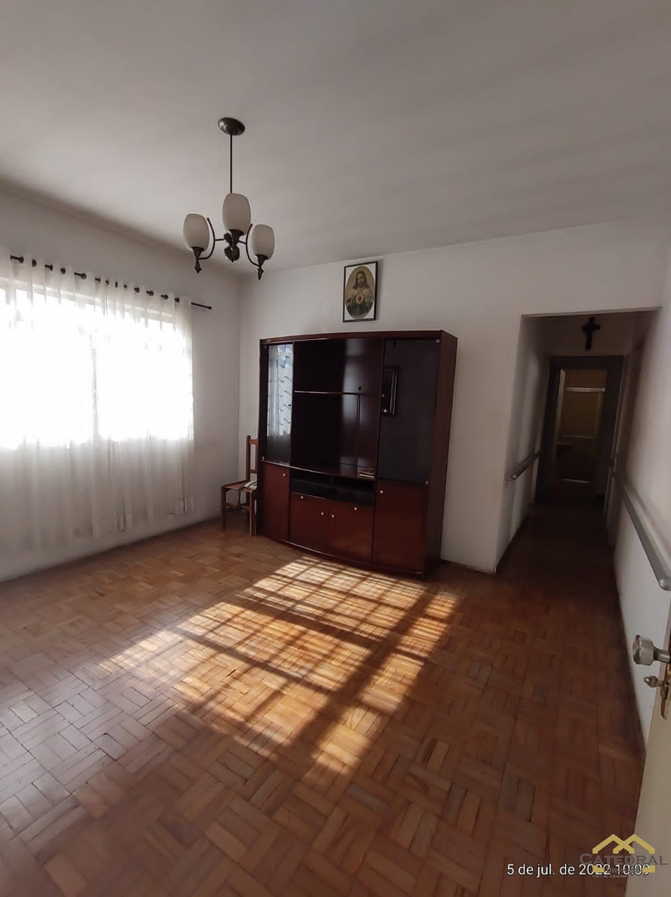 Casa à venda com 3 quartos, 123m² - Foto 1