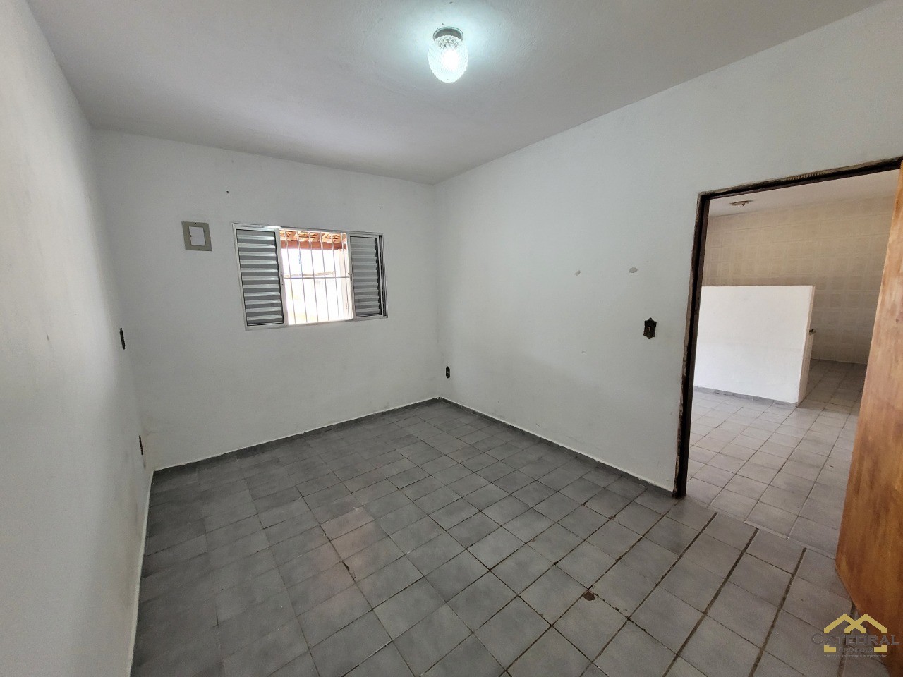 Casa à venda com 2 quartos, 184m² - Foto 11