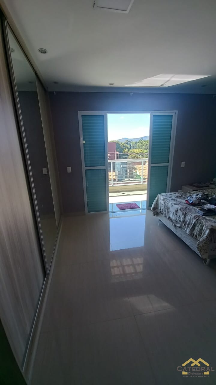 Casa à venda com 2 quartos, 170m² - Foto 8