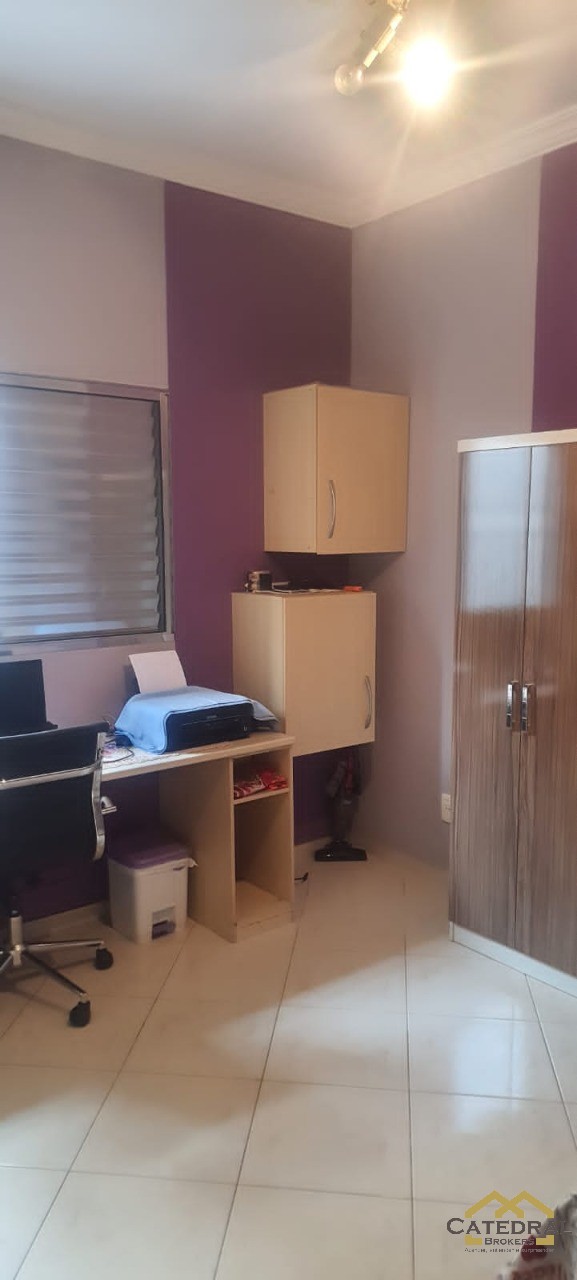 Casa à venda com 3 quartos, 300m² - Foto 13