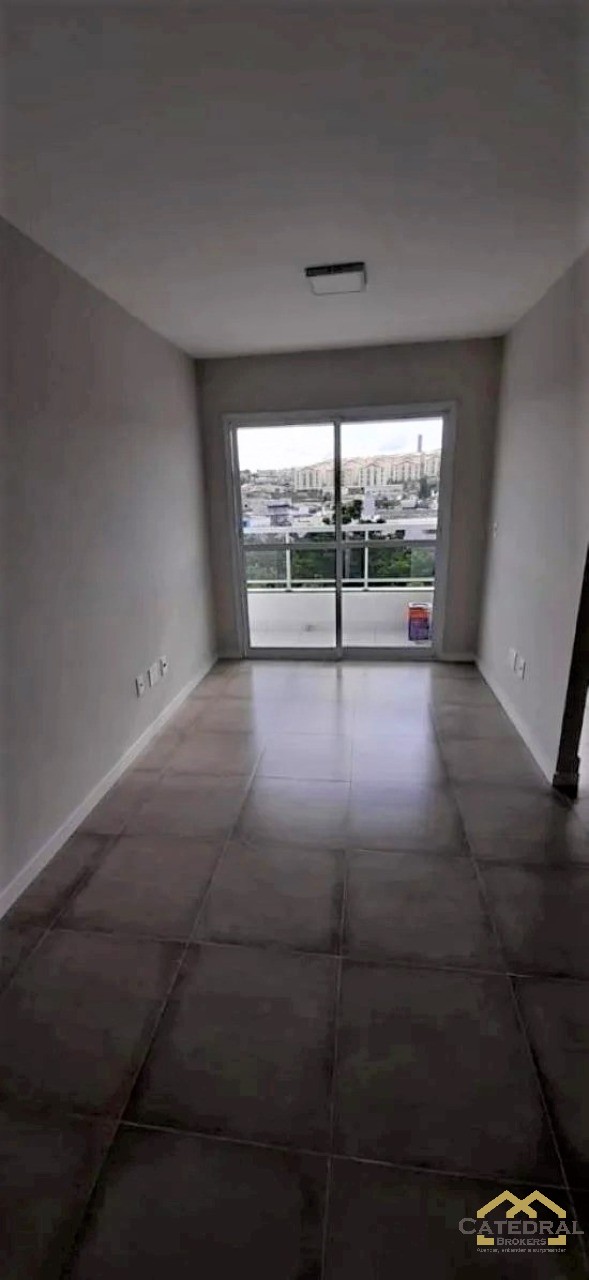 Apartamento à venda com 2 quartos, 60m² - Foto 4