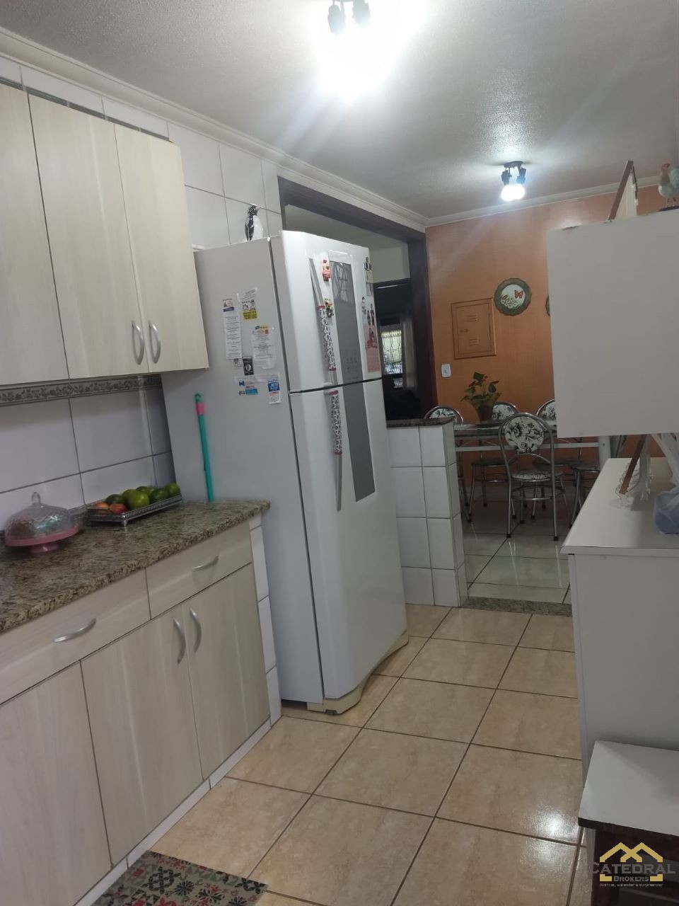 Casa à venda com 3 quartos, 198m² - Foto 8