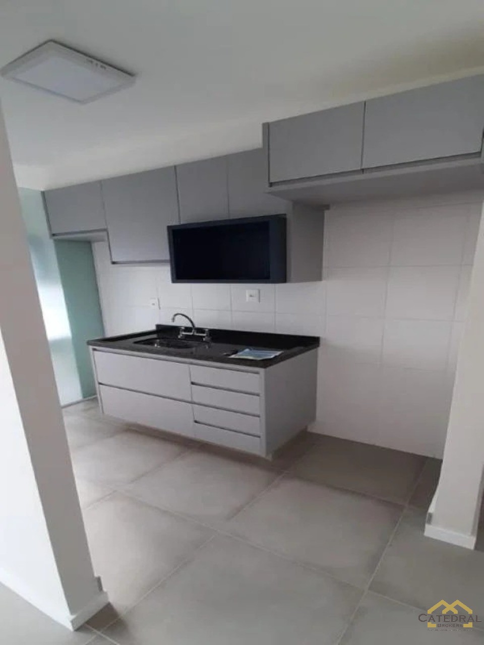 Apartamento à venda com 2 quartos, 60m² - Foto 1