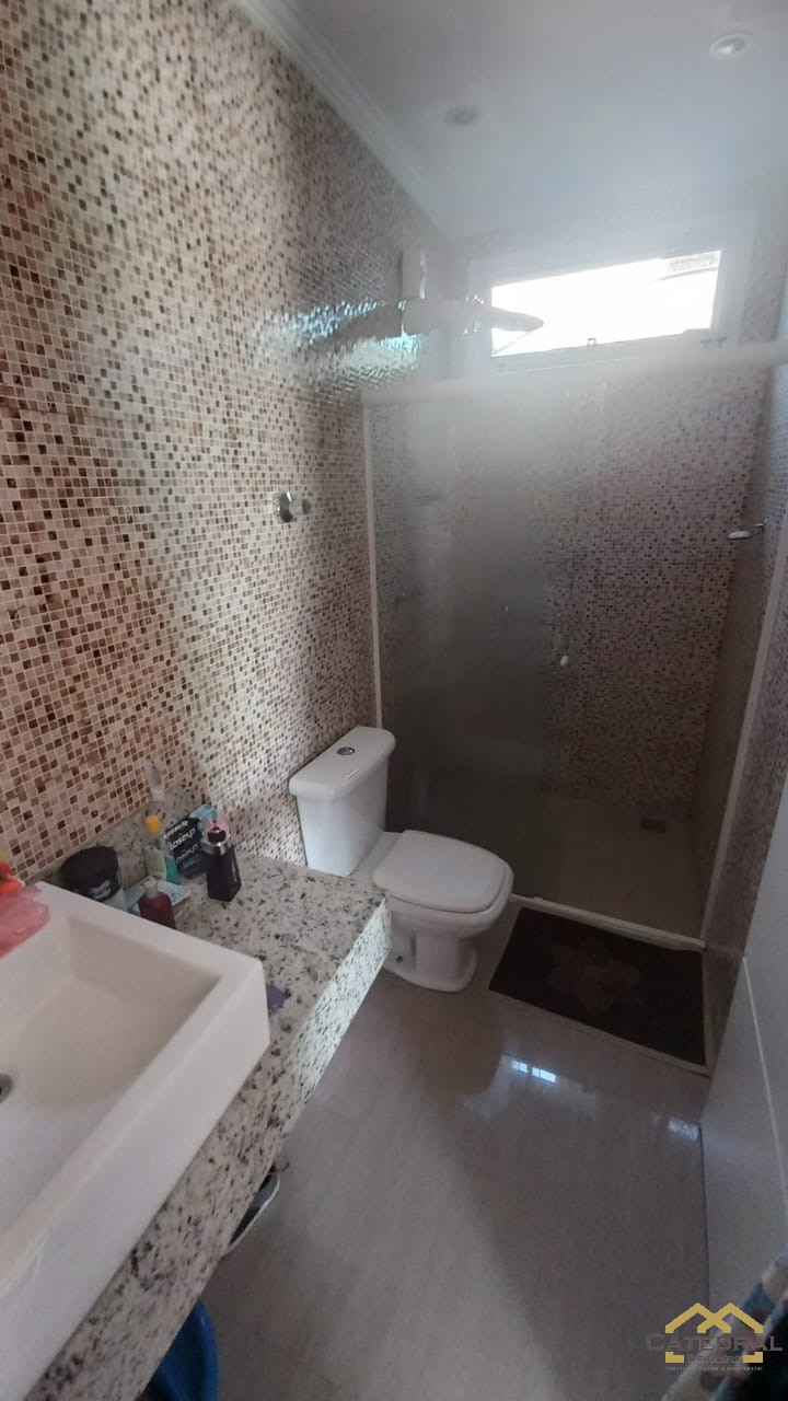 Casa à venda com 2 quartos, 170m² - Foto 12