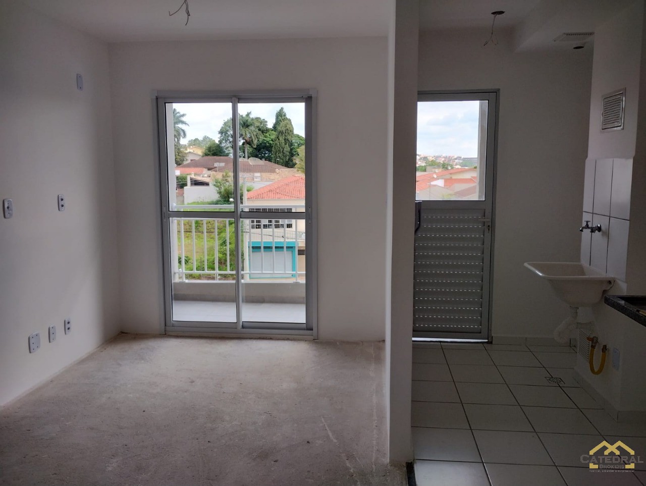 Apartamento à venda com 2 quartos, 49m² - Foto 2