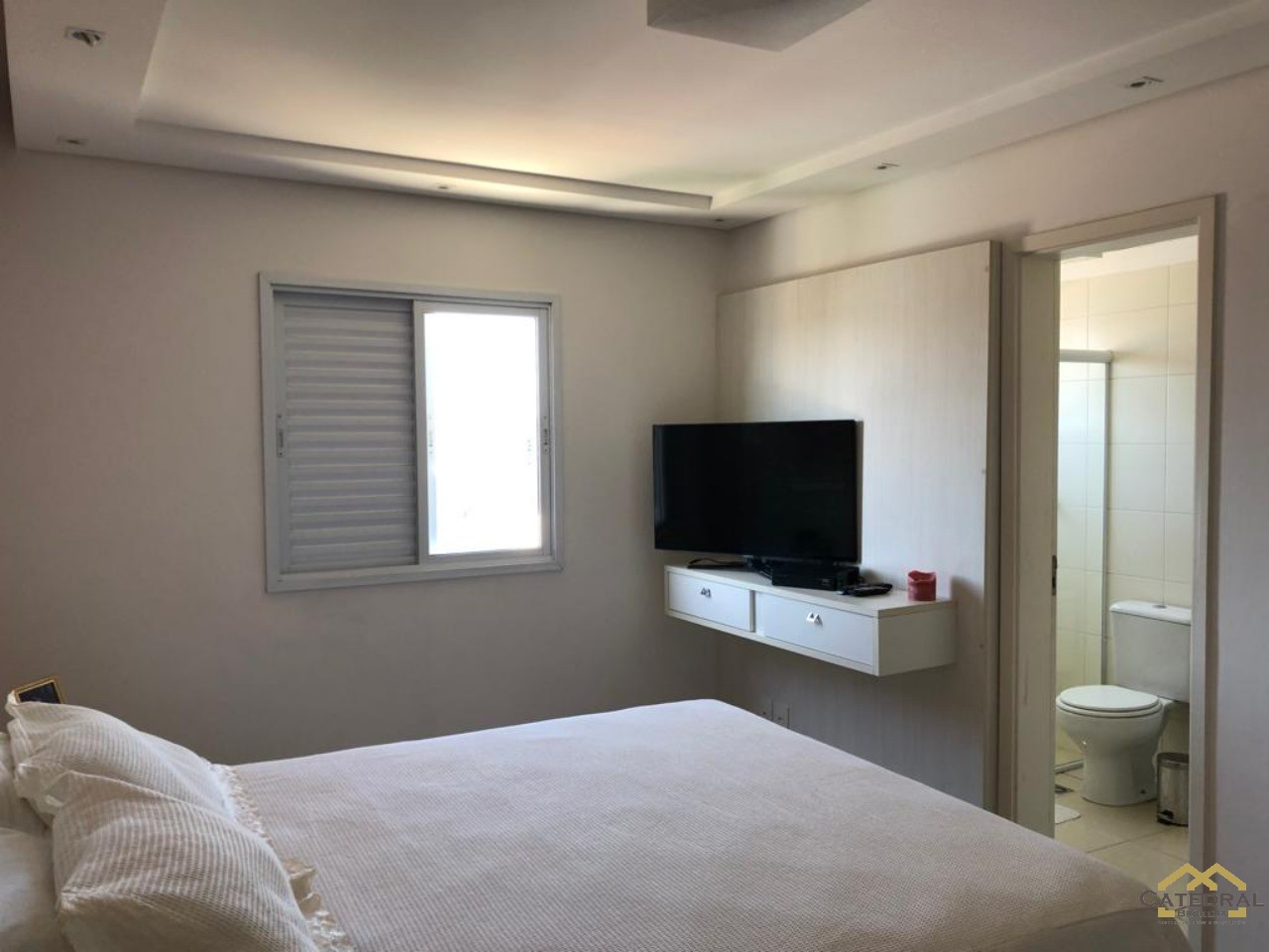 Apartamento à venda com 2 quartos, 80m² - Foto 22