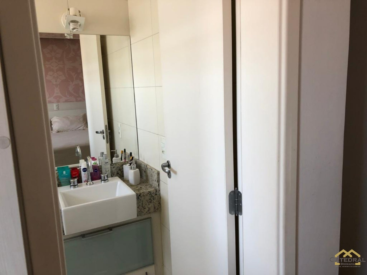 Apartamento à venda com 2 quartos, 80m² - Foto 31