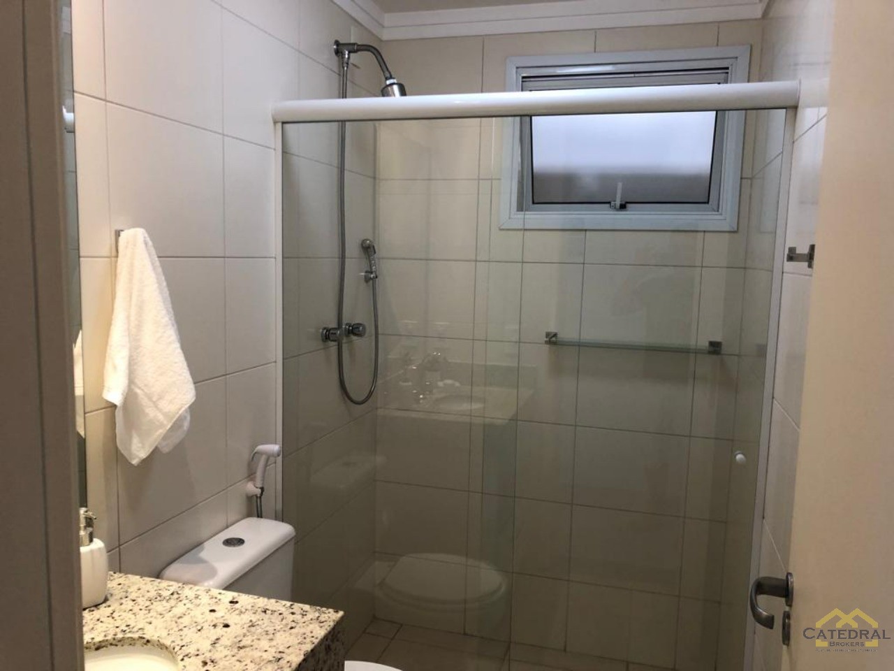 Apartamento à venda com 2 quartos, 80m² - Foto 18