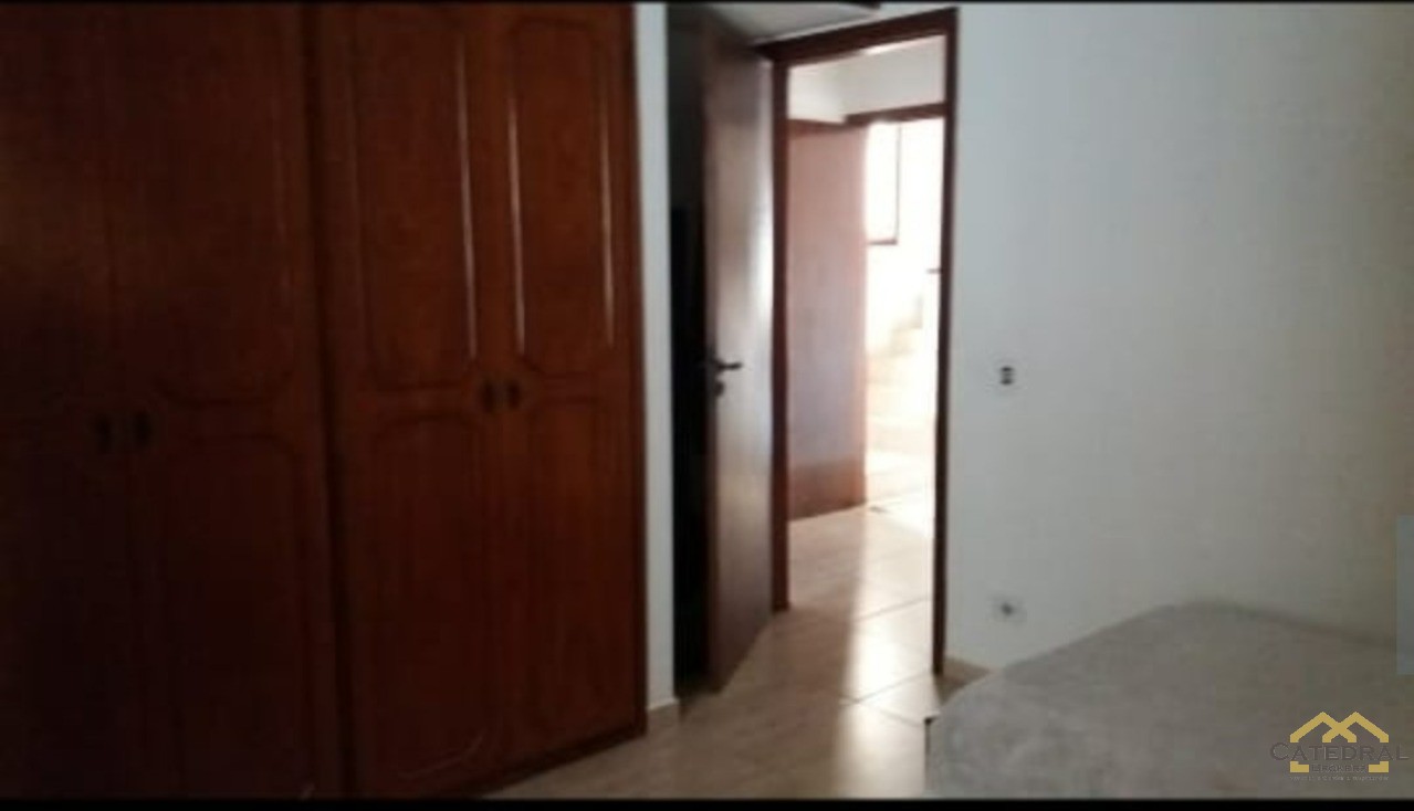 Casa à venda com 3 quartos, 287m² - Foto 13