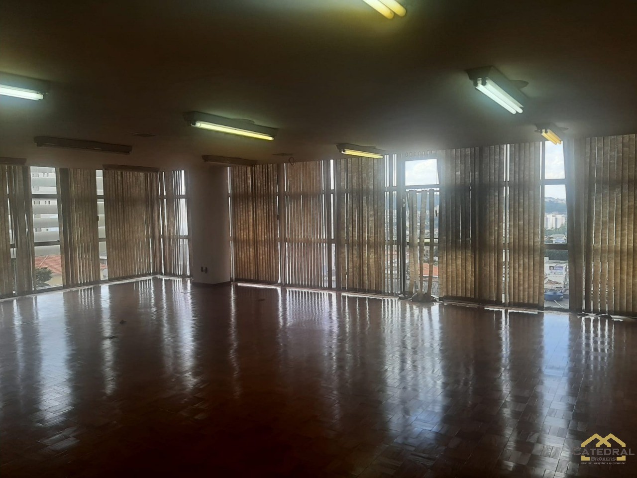 Conjunto Comercial-Sala para alugar, 109m² - Foto 1