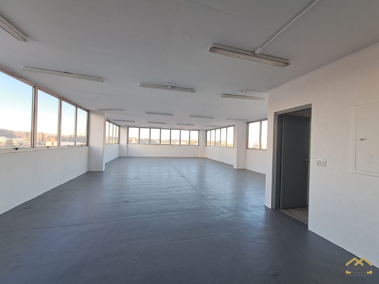 Conjunto Comercial-Sala para alugar, 147m² - Foto 4