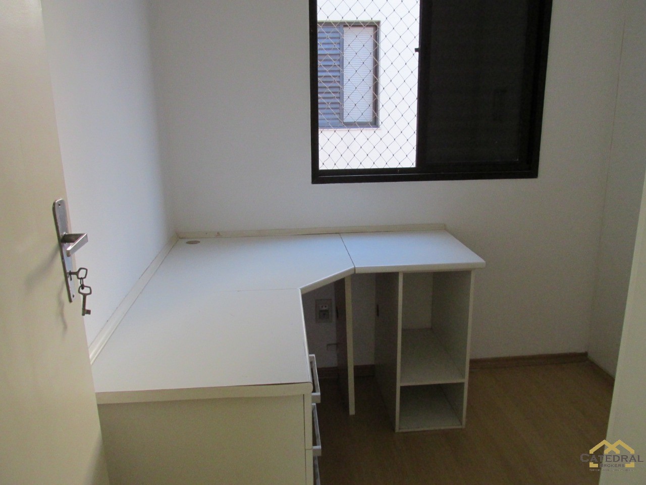 Apartamento à venda com 3 quartos, 75m² - Foto 13