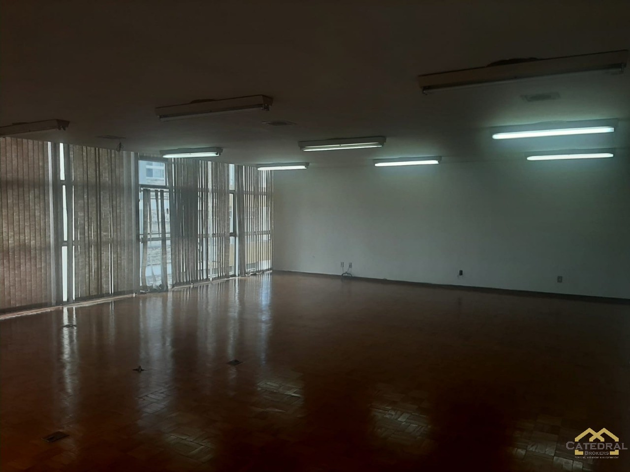 Conjunto Comercial-Sala para alugar, 109m² - Foto 2