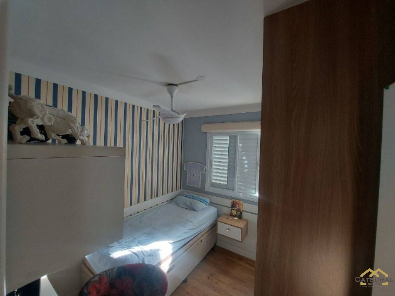 Apartamento à venda com 3 quartos, 170m² - Foto 5