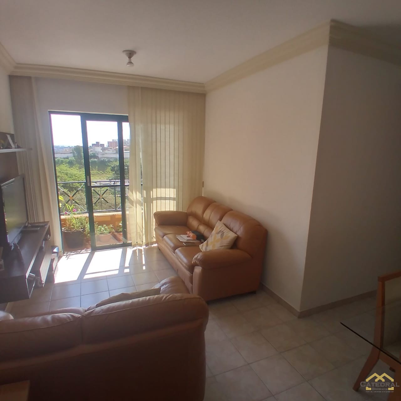 Apartamento à venda com 3 quartos, 74m² - Foto 1