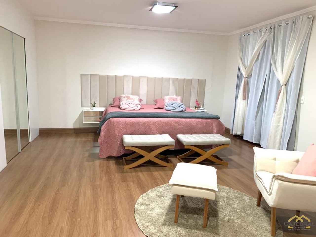 Chácara à venda com 7 quartos, 220m² - Foto 12