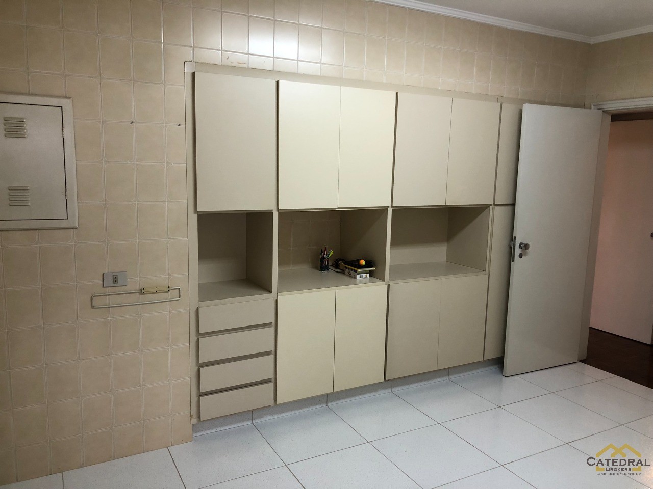 Apartamento à venda com 3 quartos, 190m² - Foto 20