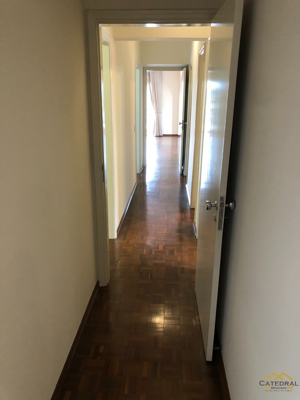 Apartamento à venda com 3 quartos, 190m² - Foto 30