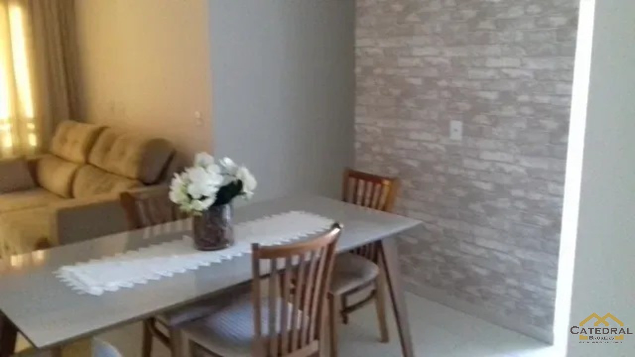 Apartamento à venda com 2 quartos, 68m² - Foto 2